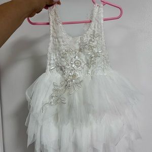 Beautiful toddler dress 😍😍